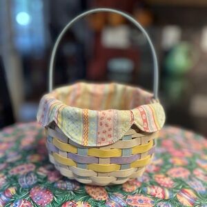 Longaberger 2008 small Easter Basket and liner